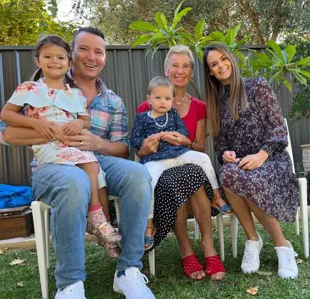 Pat Pettit with her son David, daughter-in-law Alisa, and granddaughters Lily and Olivia
