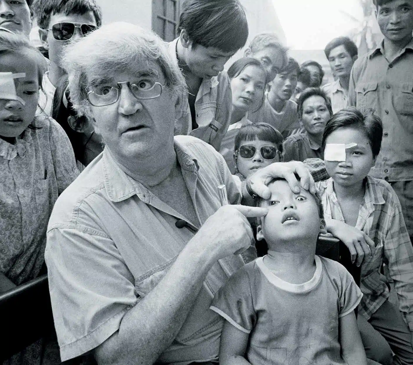 Fred Hollows in Vietnam