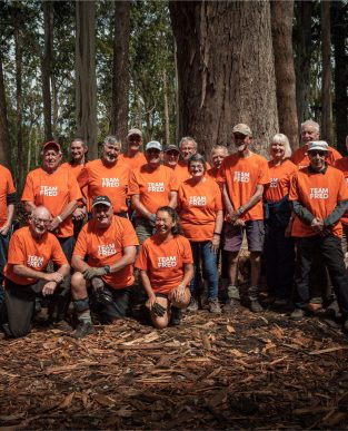The Kerikeri Woodchoppers in their Team Fred shirts